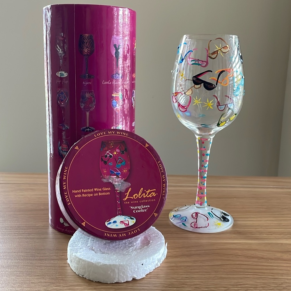 Like New Lolita “Sunglasses Cooler”